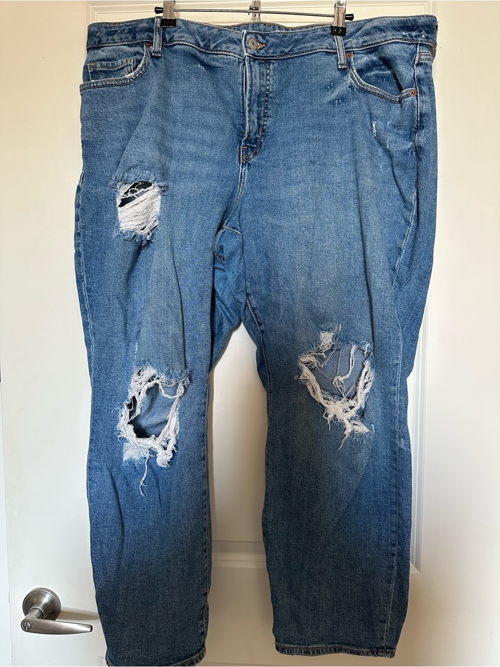 Old Navy High Rise Curvy Distressed Denim Jeans